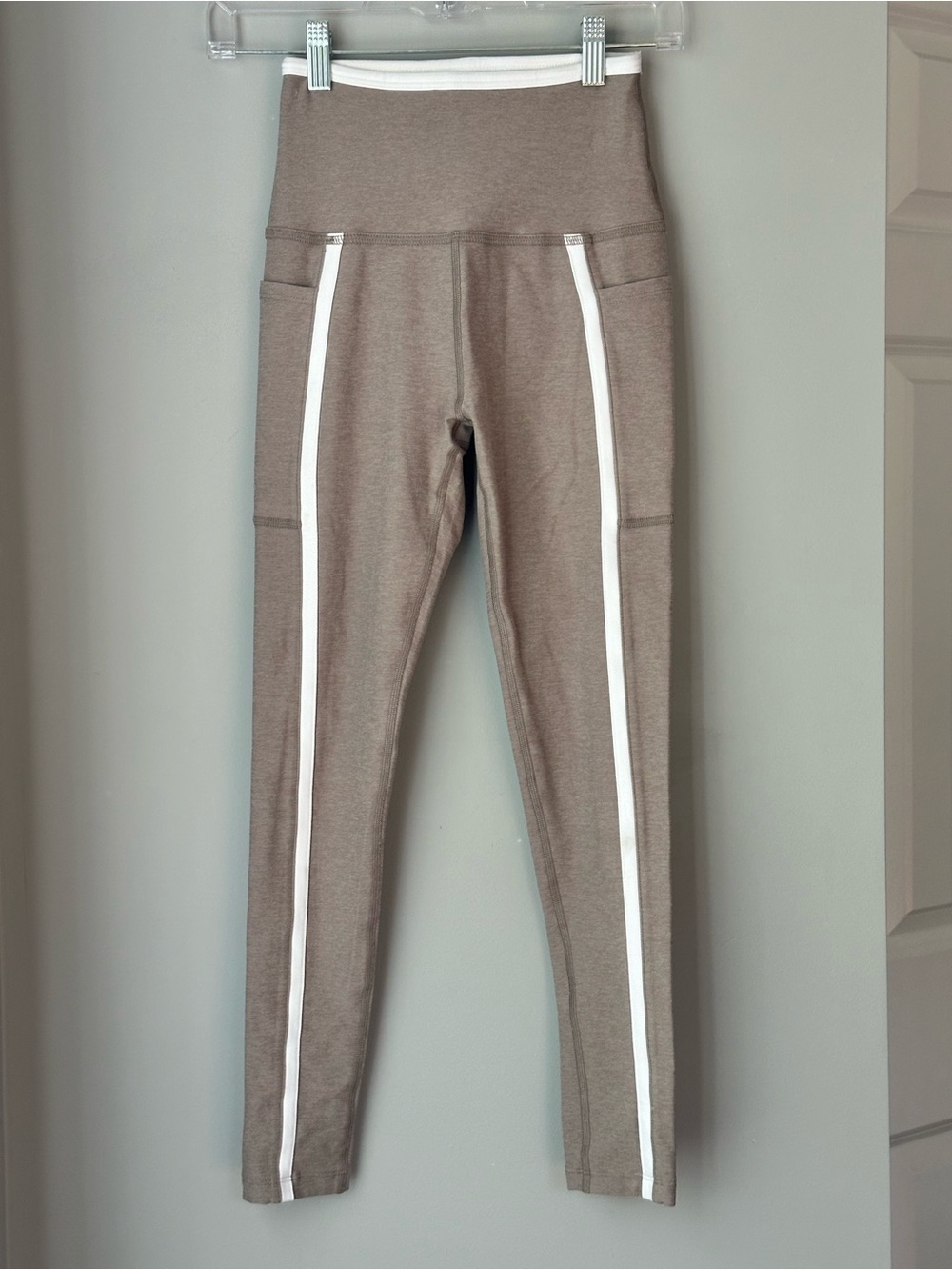 Beyond Yoga Spacedye 2 Piece Set Tank Medium & High Waisted Midi Leggings Small - Picture 7 of 16
